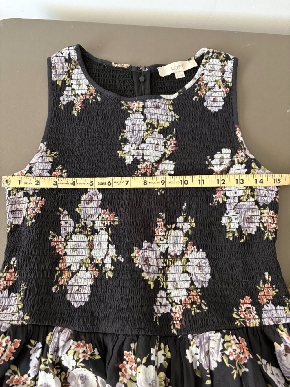 Darling Flower Dress | Loft Size 6 - Picture 5 of 10